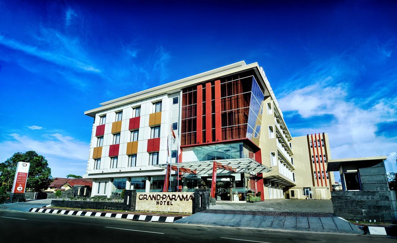 Grand Parama Hotel Tanjung Redep Экстерьер фото