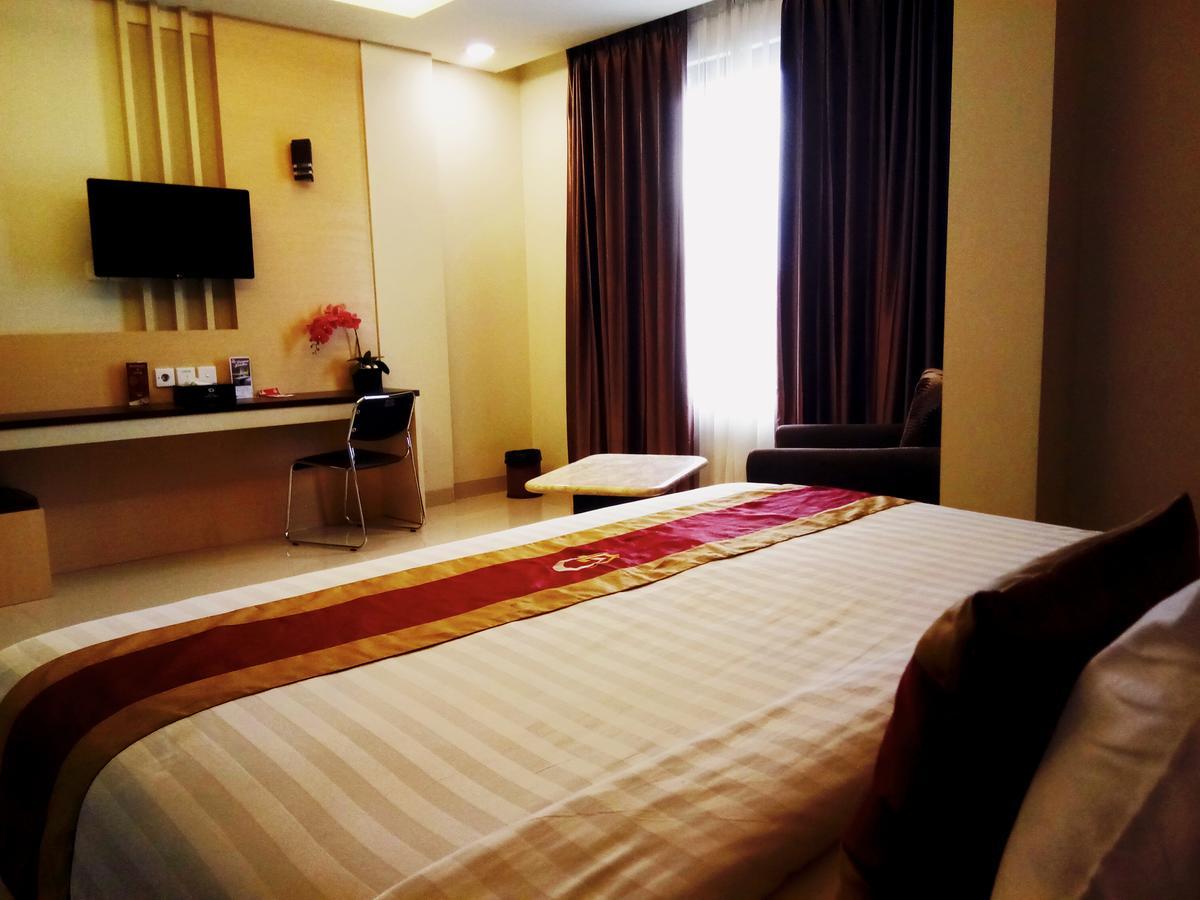 Grand Parama Hotel Tanjung Redep Экстерьер фото