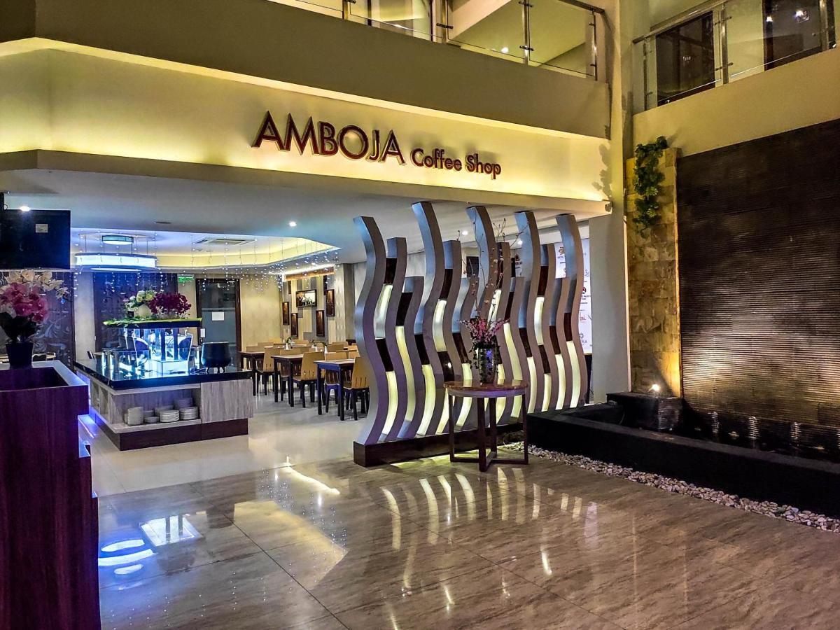 Grand Parama Hotel Tanjung Redep Экстерьер фото